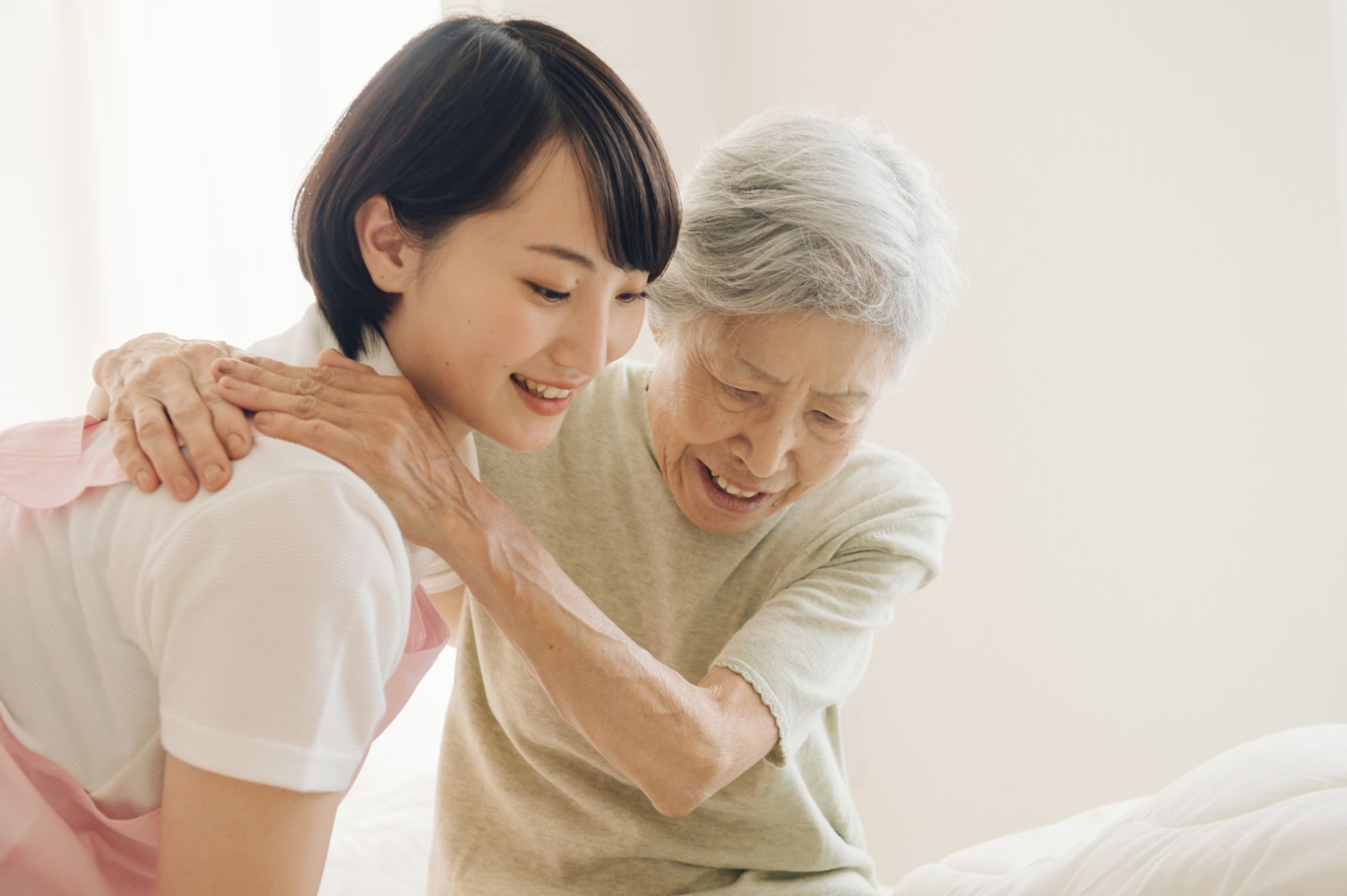 介護福祉士になるには