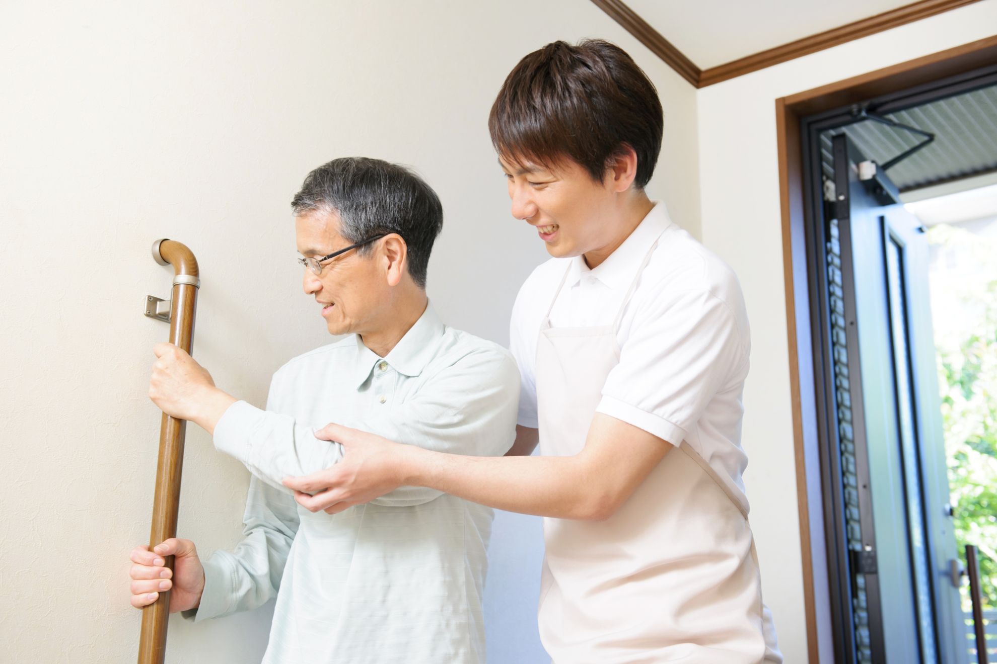 介護福祉士になるには