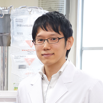教員の田口翔太郎