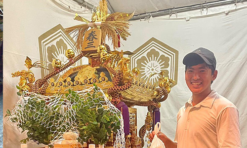 白山神社祭礼の様子